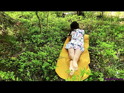 ❤️ Stranger on Tinder Masturbates My Pussy and Fucks Passionately in the woods (En främling på Tinder onanerar min fitta och knullar passionerat i skogen) Sexvideo at porn sv.port-amurasso.ru ❌❤